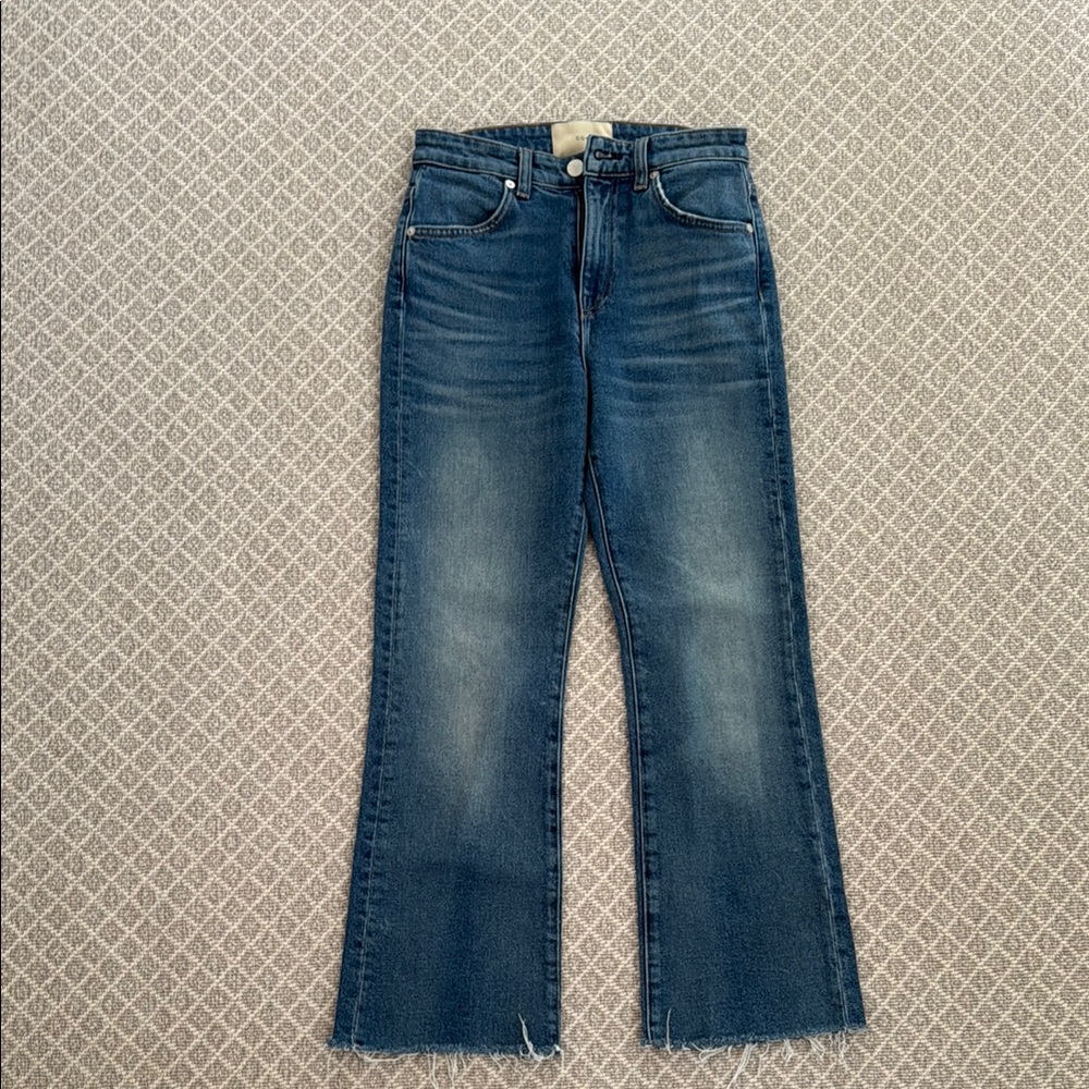 Blue Ankle Cropped Jeans with Raw Hem